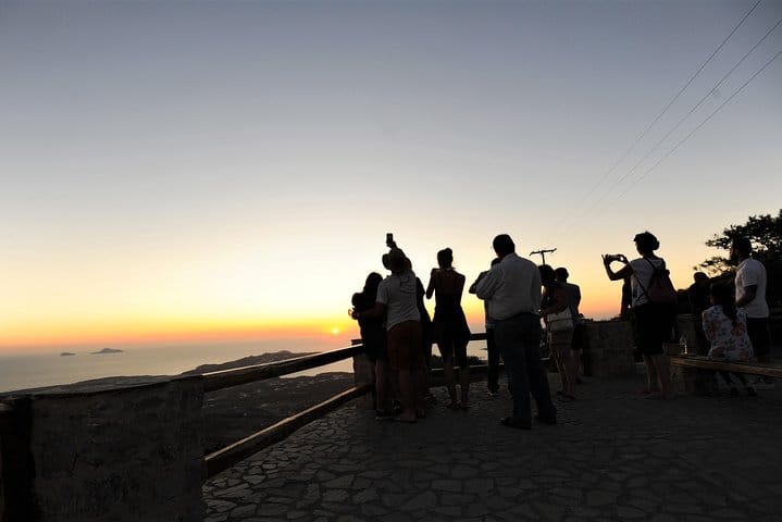 Santorini 12 Wine Tastings with OIA Sunset