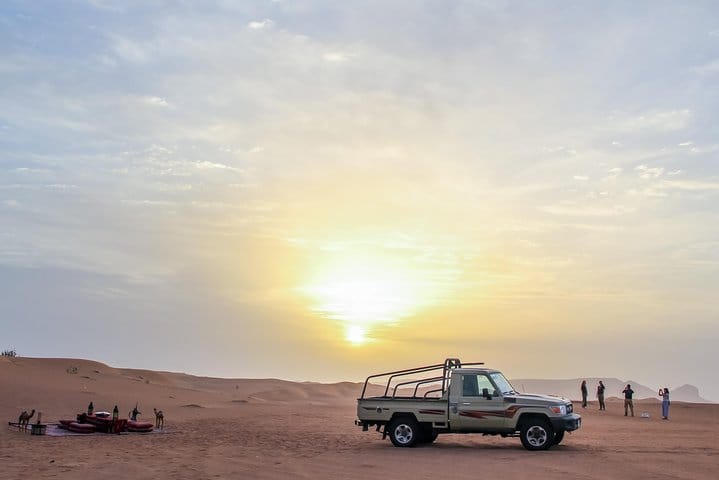 4x4 Hatta Safari to Fossil Rock & Honey Bee Garden visit with Breakfast