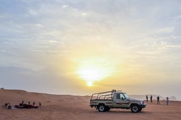 4×4 Hatta Safari to Fossil Rock & Honey Bee Garden visit with Breakfast
