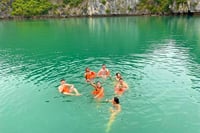 Discover the stunning Cat Ba Island- Lan Ha Bay 3D2N All included 5
