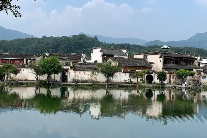 Full-Day Private Tour of Hongcun and Xidi Village with Pick Up photo 6