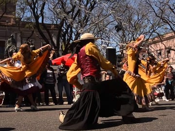 San Telmo and Mataderos Fair Cultural Tour in Buenos Aires