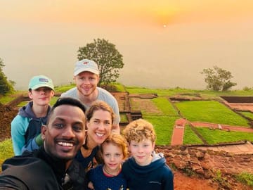 Private 14 Day All Inclusive Sri Lanka Island Tour from Airport
