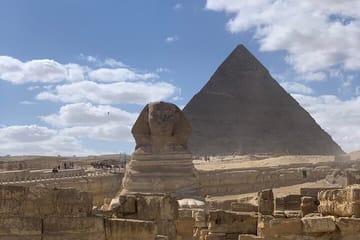 Private Giza Pyramids and Sphinx Tour with Camel Ride