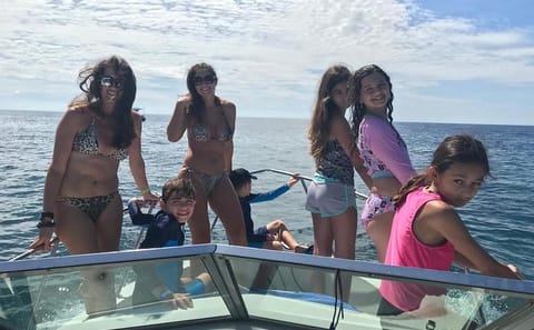 Sport Fishing and Snorkeling Tour in Coxen Hole, Honduras