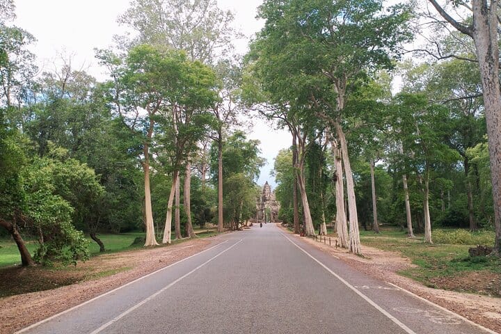 Private 3 Day Tour to Angkor Wat & Jungle Temple 2