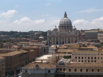 Private Walking Tour of St. Peter's Basilica and Papal Tombs