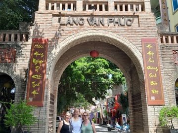 Silk Weaving Experience at Van Phuc Village in Hanoi