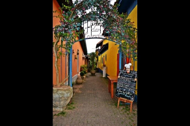Historical Town of Embu Das Artes – Art Galleries, Artisan Shops, Handicraft photo 5