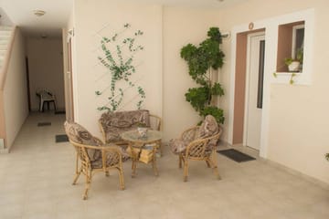 6-Day Hiking and Cultural Adventure in Karpathos, Greece