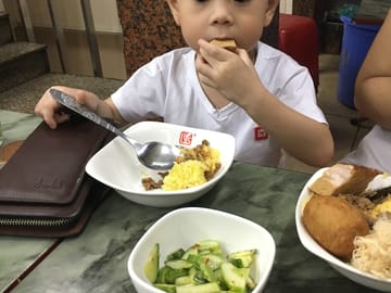 Authentic Hanoi Street Food Walking Tour