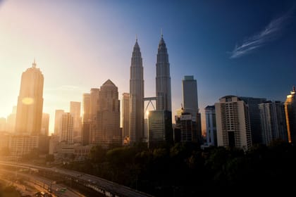 Putrajaya, KL City, Batu Caves & Fireflies Combo Tour (SIC)