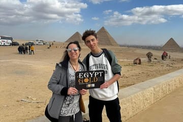 Private Day Tour of Giza Pyramids and Saqqara in Egypt
