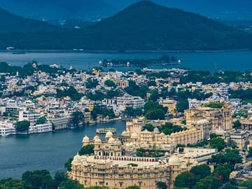Turtle Beach Boat Tour & Mud Bath & Thermal Pool in Marmaris