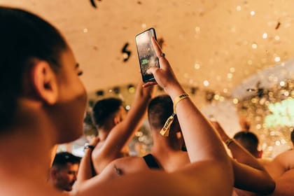 Official Wristband in los, Cyclades