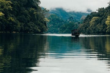 Ba Be National Park trekking & Caving 4 days