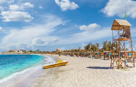 Day trip to Abu Dabbab Beach with Lunch