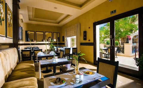 13-Day Adventure Tour of Cairo, Nile Valley, and Red Sea