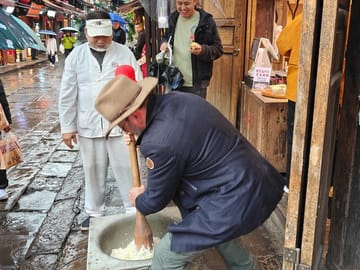 Chongqing City Private Walking Tour Experience(Spanish & English)