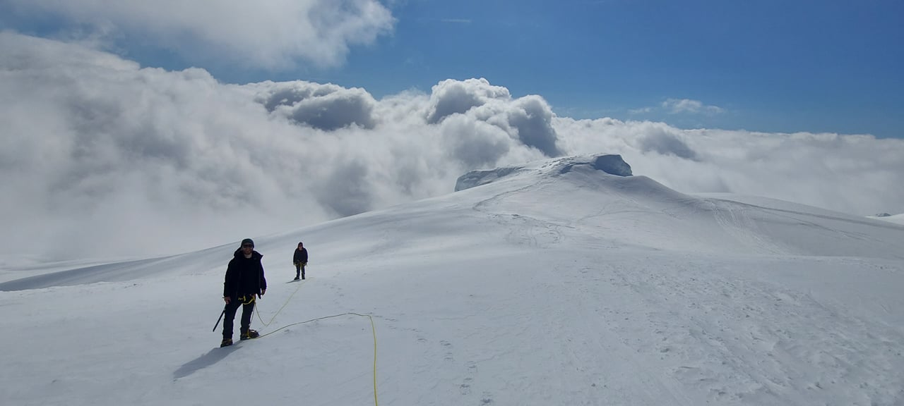 Eyjafjallajökull Hike  10