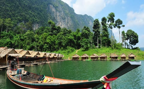 Khao Sok Cheow Lan Overnight, Floating Bungalow (2D/1N)
