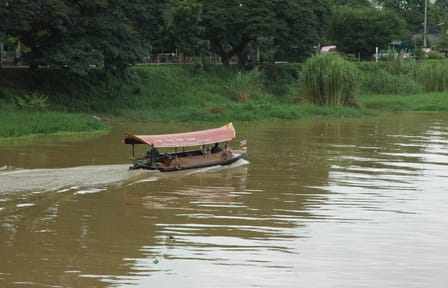 Chiang Mai Cultural Tour with Temple Visit and River Cruise