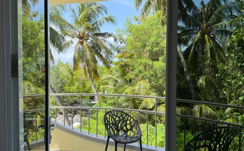 7-Day Surfing and Relaxation Trip in Himmafushi, Maldives
