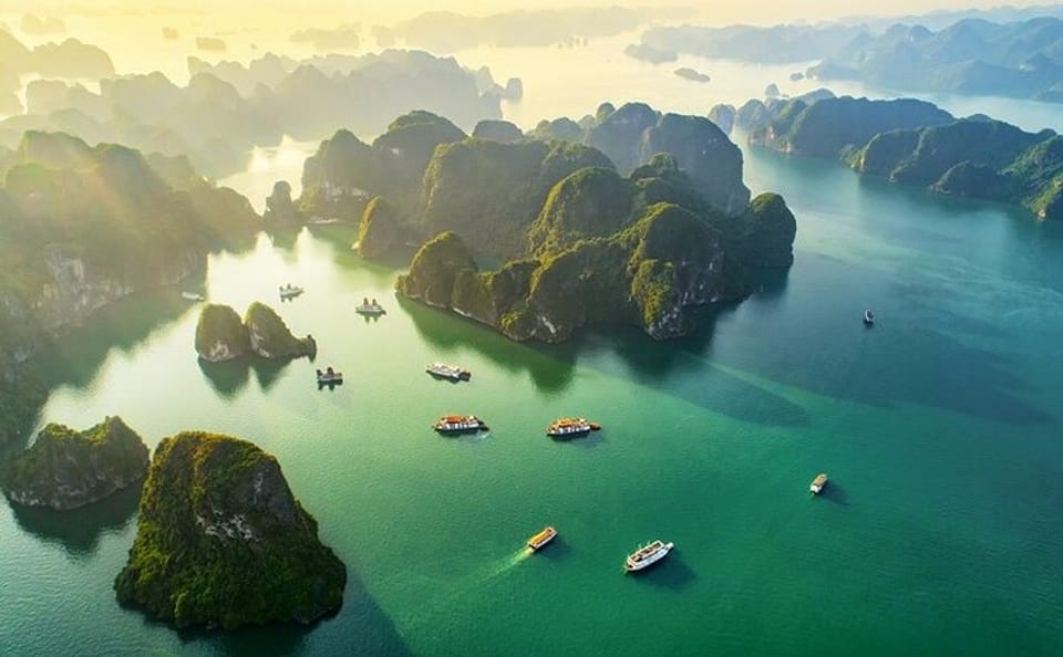 5-Day North Vietnam Tour: Hanoi, Ninh Bình, and Halong Bay
