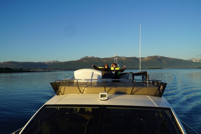 Midnight sun - Luxury Yacht Arctic Queen photo 6