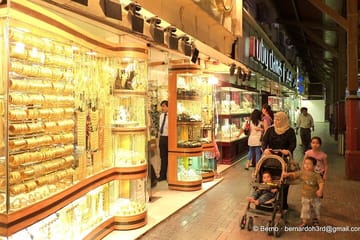 7 nights 8 days Dubai holiday package in 5 stars hotel