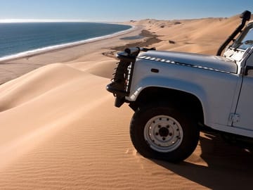 2-Day Adventure Tour of Black and White Desert from Cairo