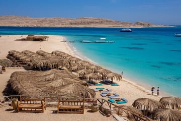 Snorkeling Day Trip to Hula Hula Beach Island from Hurghada
