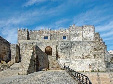Explore Cadiz – Cathedral, Tavira Tower, Roman Theatre & Castle
