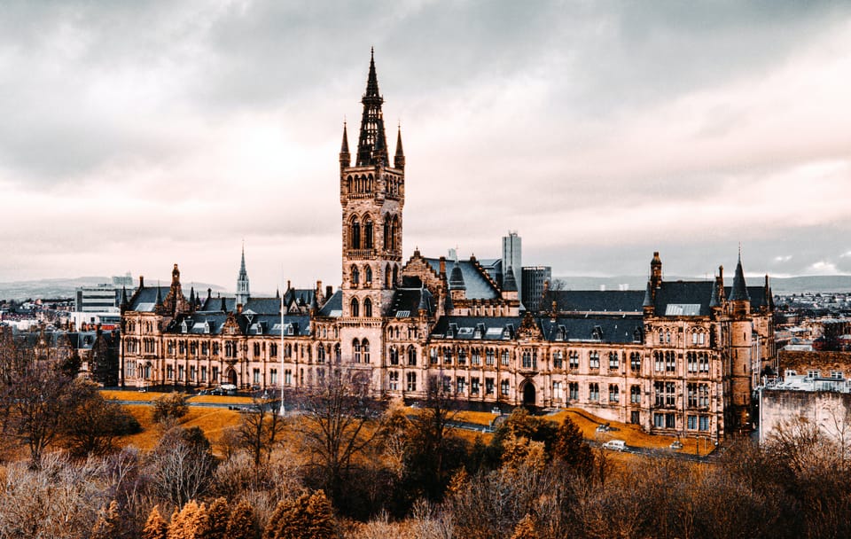 Glasgow City Break: 4-Day Tour with Accommodation and Transfers
