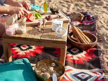 Private Meze Picnic Experience in Mykonos, Greece