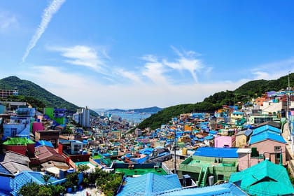Small Group : Busan Highlight Tour with Heaedong Yonggungsa and Gamcheon Village