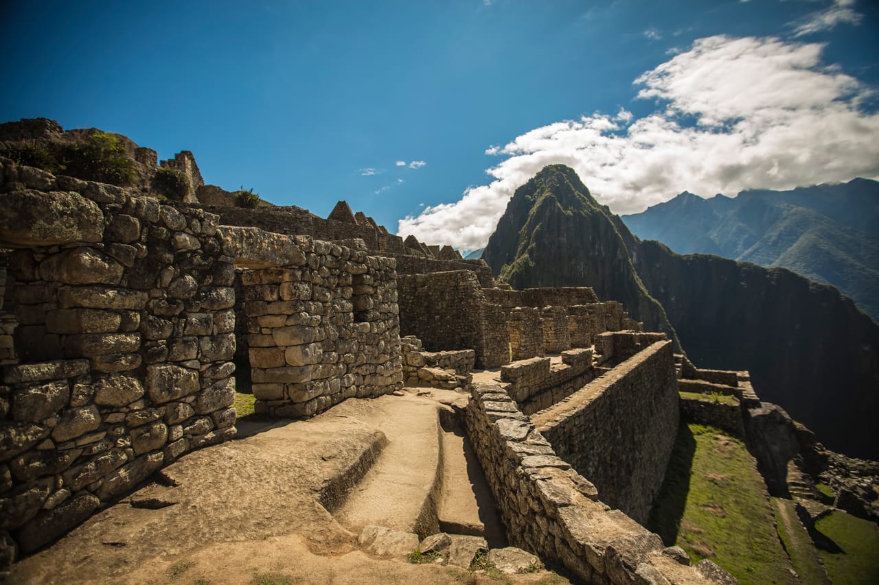 Machu Picchu Luxury Tour - Train Hiram Bingham 9