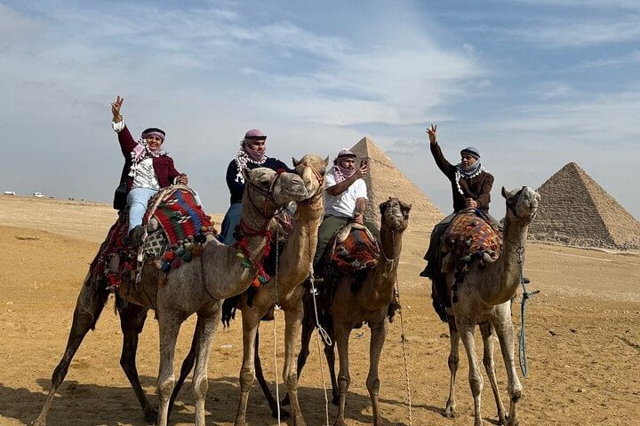 Giza pyramids, Sphinx with camel ride and lunch