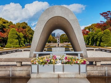 Hiroshima and Miyajima Private Tour with English Speaking Driver