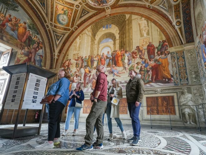 Semi Private Rome in a Day: Colosseum, Sistine Chapel & Vatican