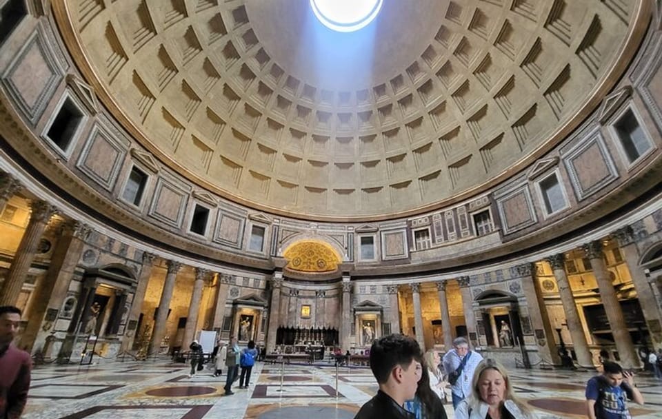 Skip-the-Line Pantheon Ticket with Audio Guide in Rome