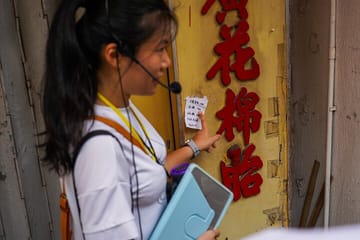 Kowloon Caged Homes Walking Tour: Exploring Urban Challenges