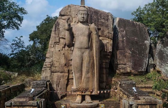 Anuradhapura and Aukana All Inclusive Day Tour From Colombo