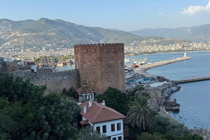 Alanya Pirate Boat Trip with Lunch And Free Soft Drinks 7
