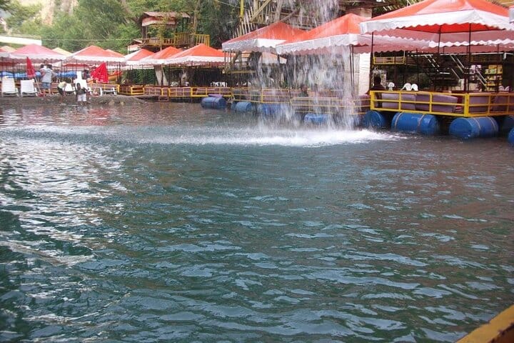 Journey from Traditional Markets to Modern Malls