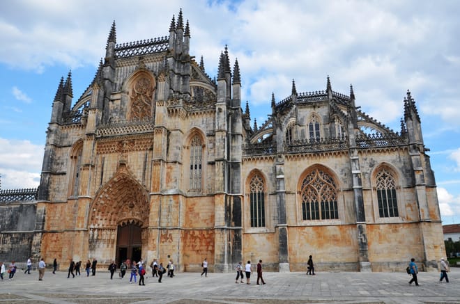Private car transfer from Porto to Lisboa 5