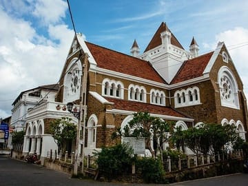 Colombo to Galle Fort Historical Bus Tour