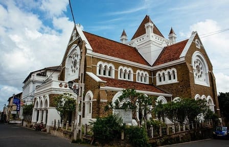 Colombo to Galle Fort Historical Bus Tour
