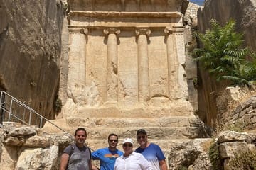 Overnight Adventure Tour to Jerusalem and Ein Gedi