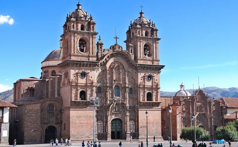 8-Day Mystic Peru Tour with Italian-Speaking Guide